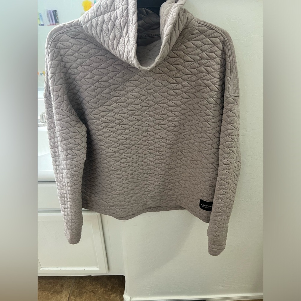 Calvin Klein lightweight quilt look turtleneck sweater